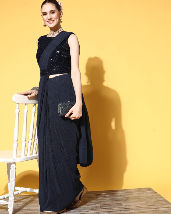 Knitted Fabric Saree