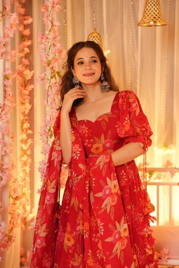 Tebby Silk – Elegant Digital Prints - Image 4