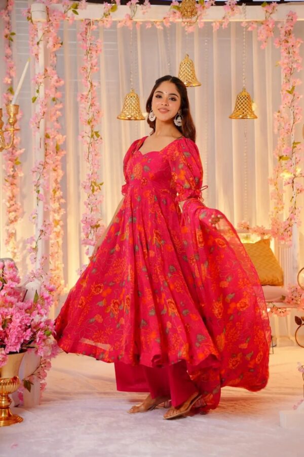 Tebby Silk  – Elegant Digital Prints - Image 3