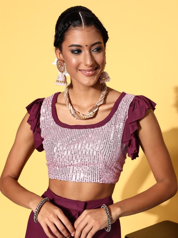 Knitted Fabric Saree - Image 3