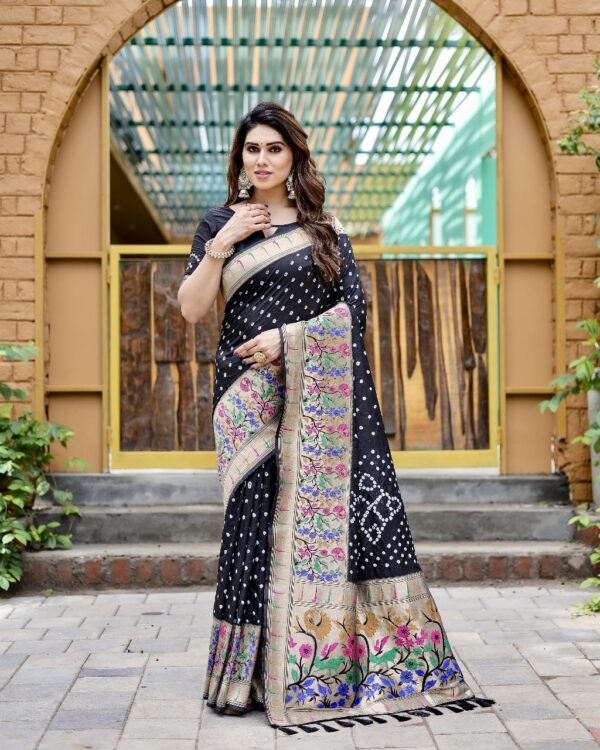 Bandhej Paithani Silk Saree - Image 7