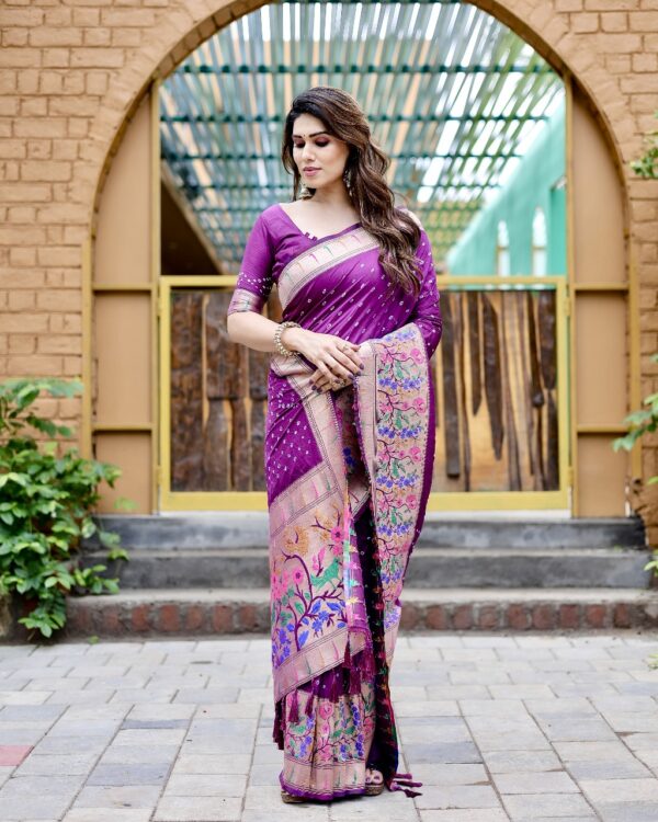 Bandhej Paithani Silk Saree - Image 5
