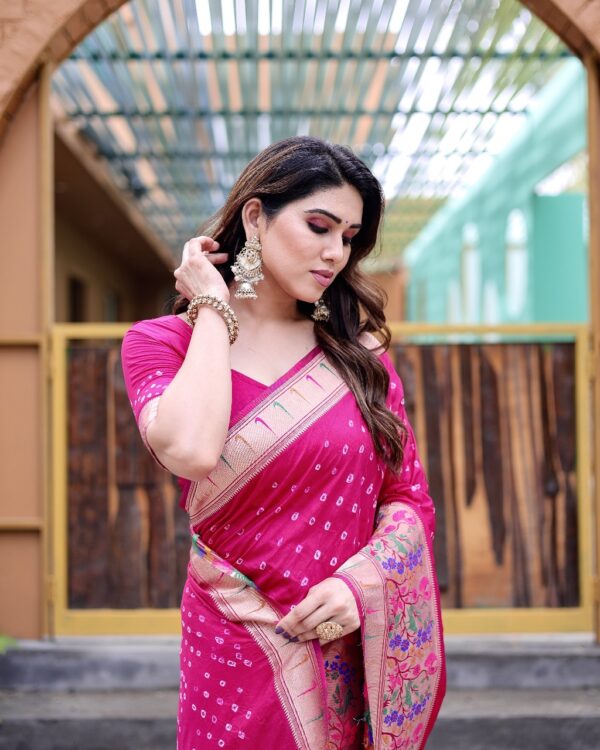 Bandhej Paithani Silk Saree - Image 4