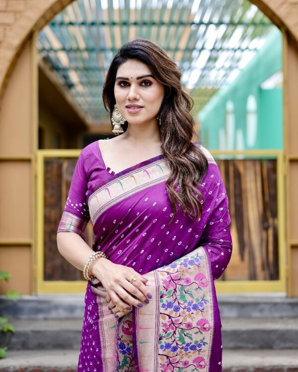 Bandhej Paithani Silk Saree - Image 3