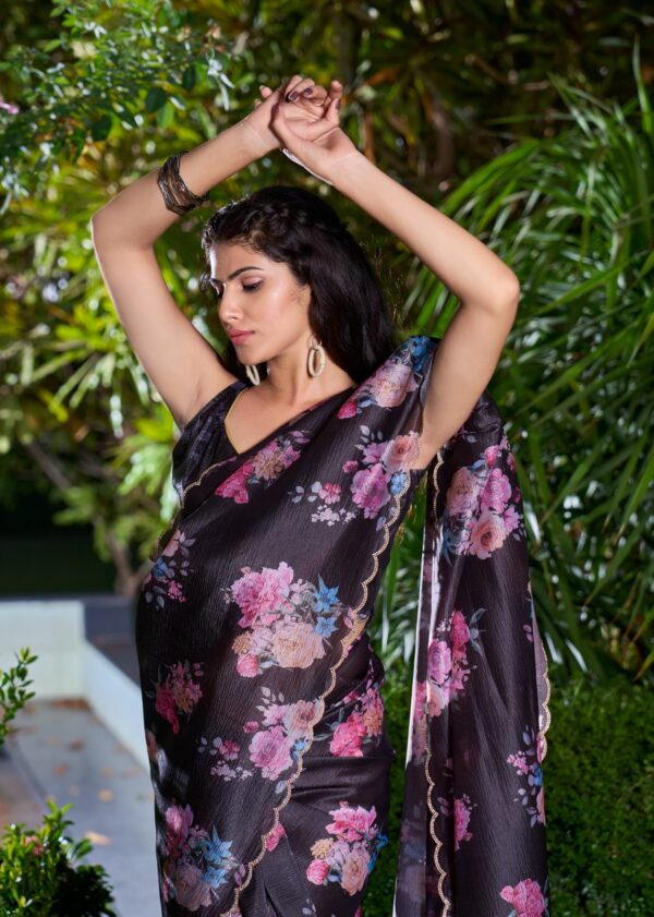 Crush Hand Work Saree - Image 3